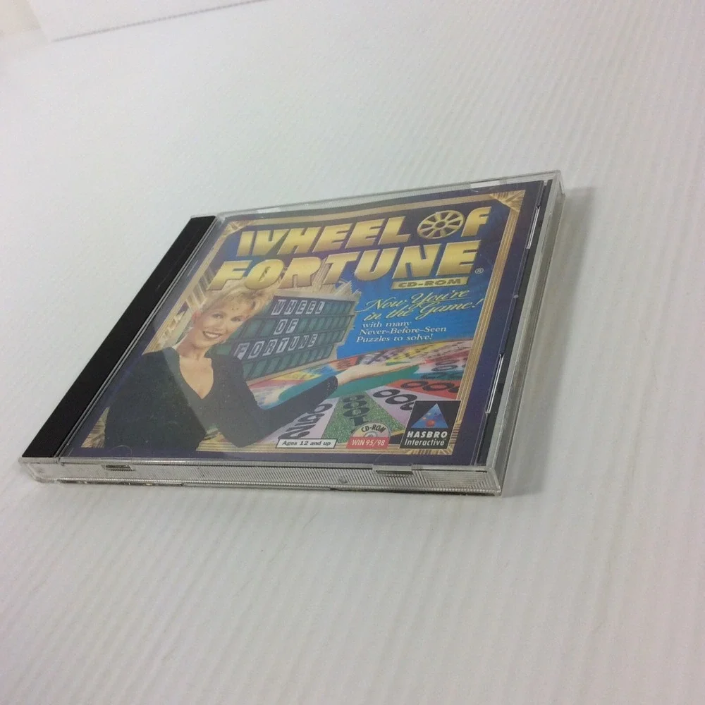 Wheel of Fortune Video Game CD-ROM Vanna White TV Show Windows 95 98